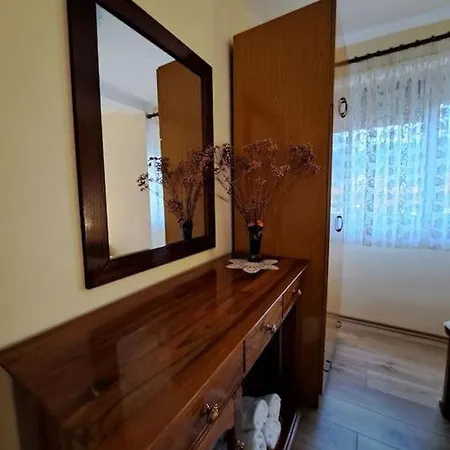 דירה Quiet, Cozy, Luminous