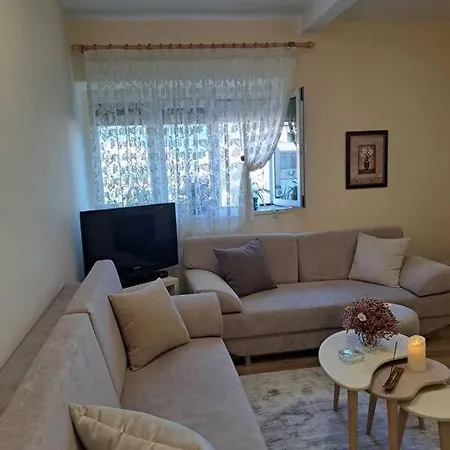 Διαμέρισμα Quiet, Cozy, Luminous