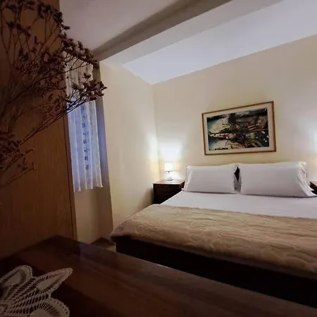 Appartamento Quiet, Cozy, Luminous