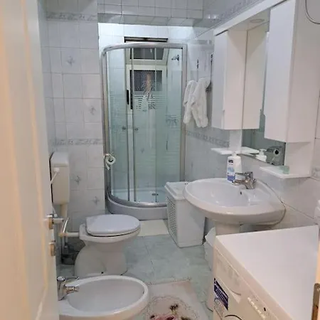 Apartamento Quiet, Cozy, Luminous Tirana